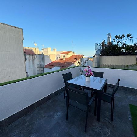 Acogedor Apartamento A 50 Metros Del Mar カンブリルス エクステリア 写真